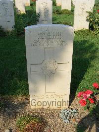 Cassino War Cemetery - Melless, John Edward