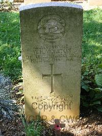 Cassino War Cemetery - Moreton, William Henry