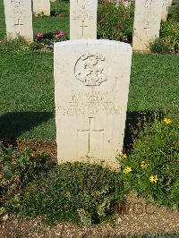 Cassino War Cemetery - Morris, Robert Gordon