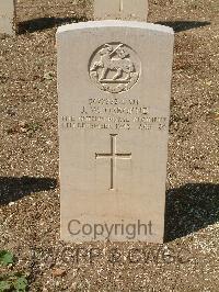 Cassino War Cemetery - Osborne, John William