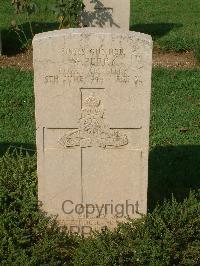 Cassino War Cemetery - Perry, William