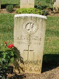 Cassino War Cemetery - Pierce, R H B B P