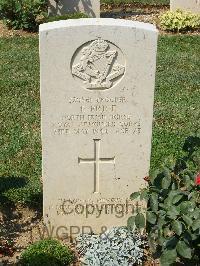 Cassino War Cemetery - Price, Theodore