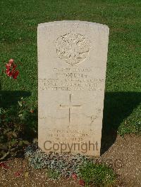 Cassino War Cemetery - Roberts, Stanley