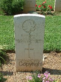 Cassino War Cemetery - Shaw, Leslie Denton