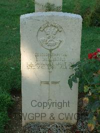 Cassino War Cemetery - Simmons, Frederick