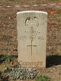 Cassino War Cemetery - Smith, Allan