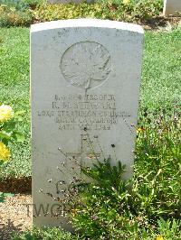 Cassino War Cemetery - Stewart, Robert Murray