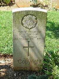 Cassino War Cemetery - Taylor, Robert Clark