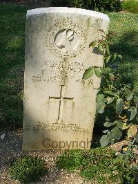 Cassino War Cemetery - Thompson, T