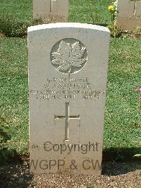 Cassino War Cemetery - Vautour, William Angus