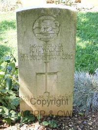 Cassino War Cemetery - Walker, Robert Henry