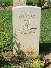 Cassino War Cemetery - Weldon, Donald