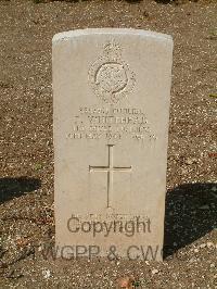 Cassino War Cemetery - Whitehead, Frank