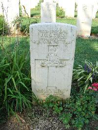 Cassino War Cemetery - Yates, John Oliphant Galloway