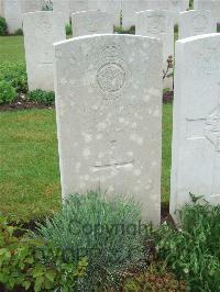 Etaples Military Cemetery - Abbott, A S S