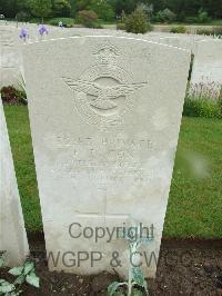Etaples Military Cemetery - Cox, Francis Daulman
