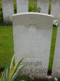 Etaples Military Cemetery - Crabb, Reginald