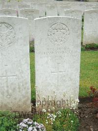 Etaples Military Cemetery - Craig, William James