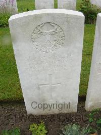 Etaples Military Cemetery - Crampton, William