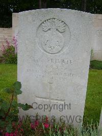 Etaples Military Cemetery - Crane, W
