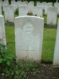 Etaples Military Cemetery - Craven, Cyril Leslie