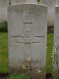 Etaples Military Cemetery - Cribbin, W
