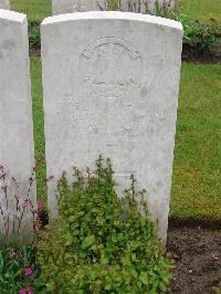 Etaples Military Cemetery - Crinean, William