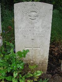 Etaples Military Cemetery - Crocker, Ernest