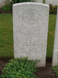 Etaples Military Cemetery - Crockett, George Frederick