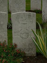 Etaples Military Cemetery - Crowley, Michael