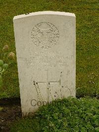 Etaples Military Cemetery - Crowther, Eric Stuart