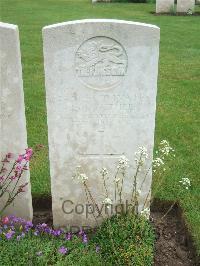 Etaples Military Cemetery - Crowther, J