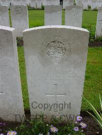 Etaples Military Cemetery - Crozier, J J