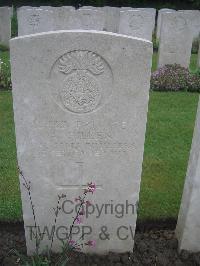 Etaples Military Cemetery - Cullen, A