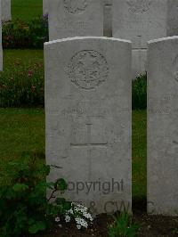 Etaples Military Cemetery - Cumming, J