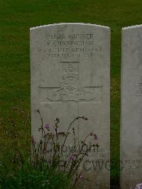 Etaples Military Cemetery - Cunningham, P