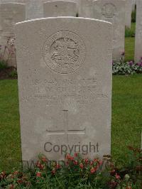 Etaples Military Cemetery - Cuthbert, R W