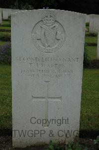 Etaples Military Cemetery - Dalton, T J