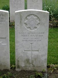 Etaples Military Cemetery - Daly, J
