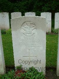 Etaples Military Cemetery - Daniels, Percy