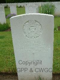 Etaples Military Cemetery - Darrington, Clarence Philip