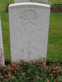 Etaples Military Cemetery - Davidson, John
