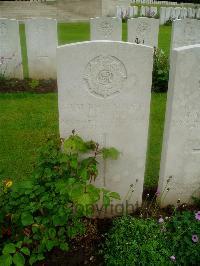 Etaples Military Cemetery - Davies, Charles