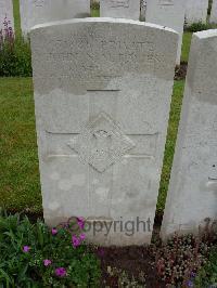 Etaples Military Cemetery - Davies, John N. M.