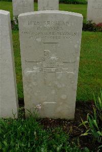 Etaples Military Cemetery - Davies, R