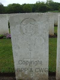 Etaples Military Cemetery - Davies, W
