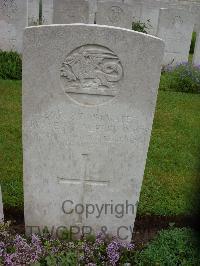 Etaples Military Cemetery - Davis, Grosvenor Alfred