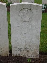 Etaples Military Cemetery - Deane, Arthur Harold