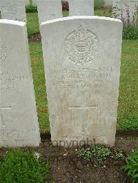Etaples Military Cemetery - Dearing, Charles Alfred